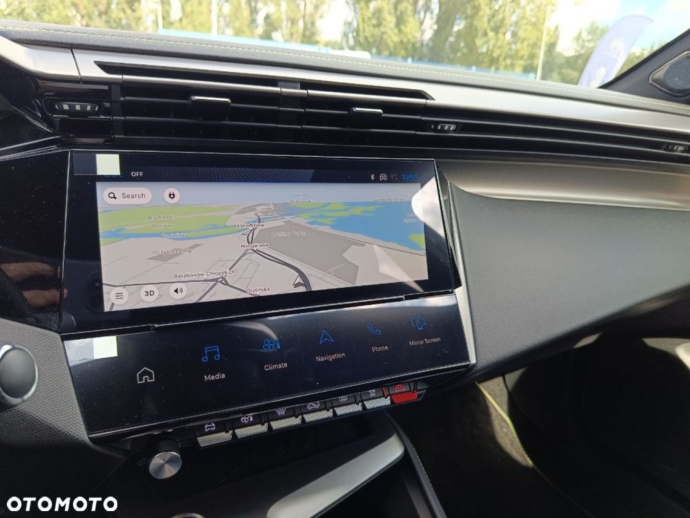 Peugeot 408 - 17