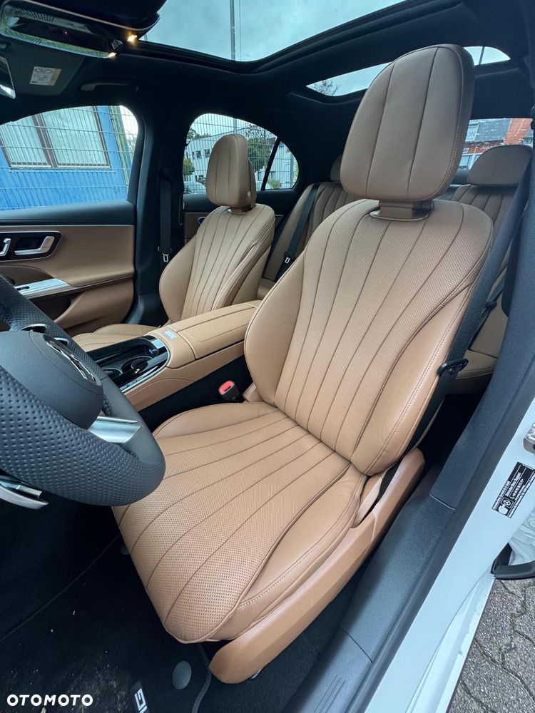 Mercedes-Benz Klasa E 200 9G-TRONIC AMG Line NIGHT Edition - 9