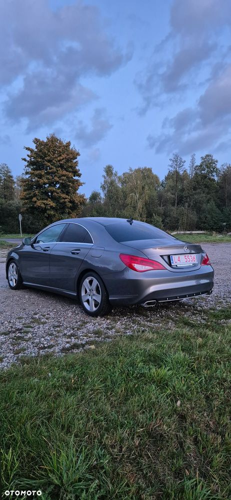 Mercedes-Benz CLA 250 7G-DCT - 10