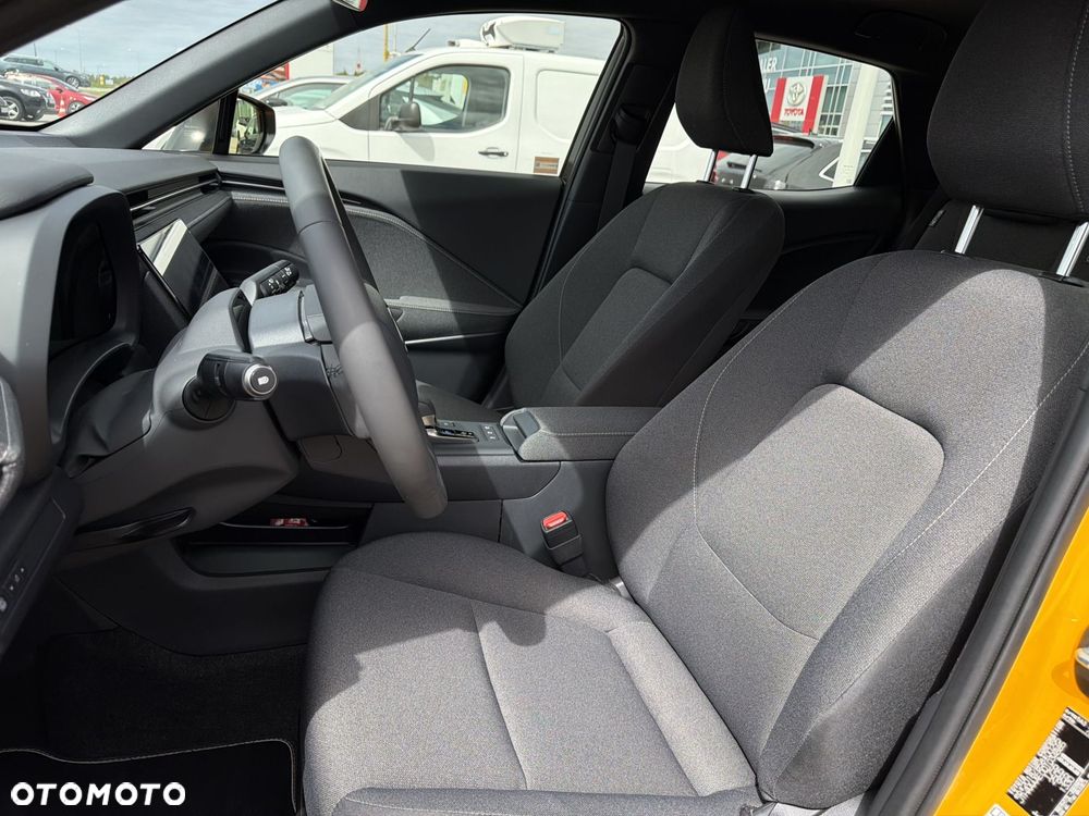 Lexus LBX 1.5 Hybrid - 15