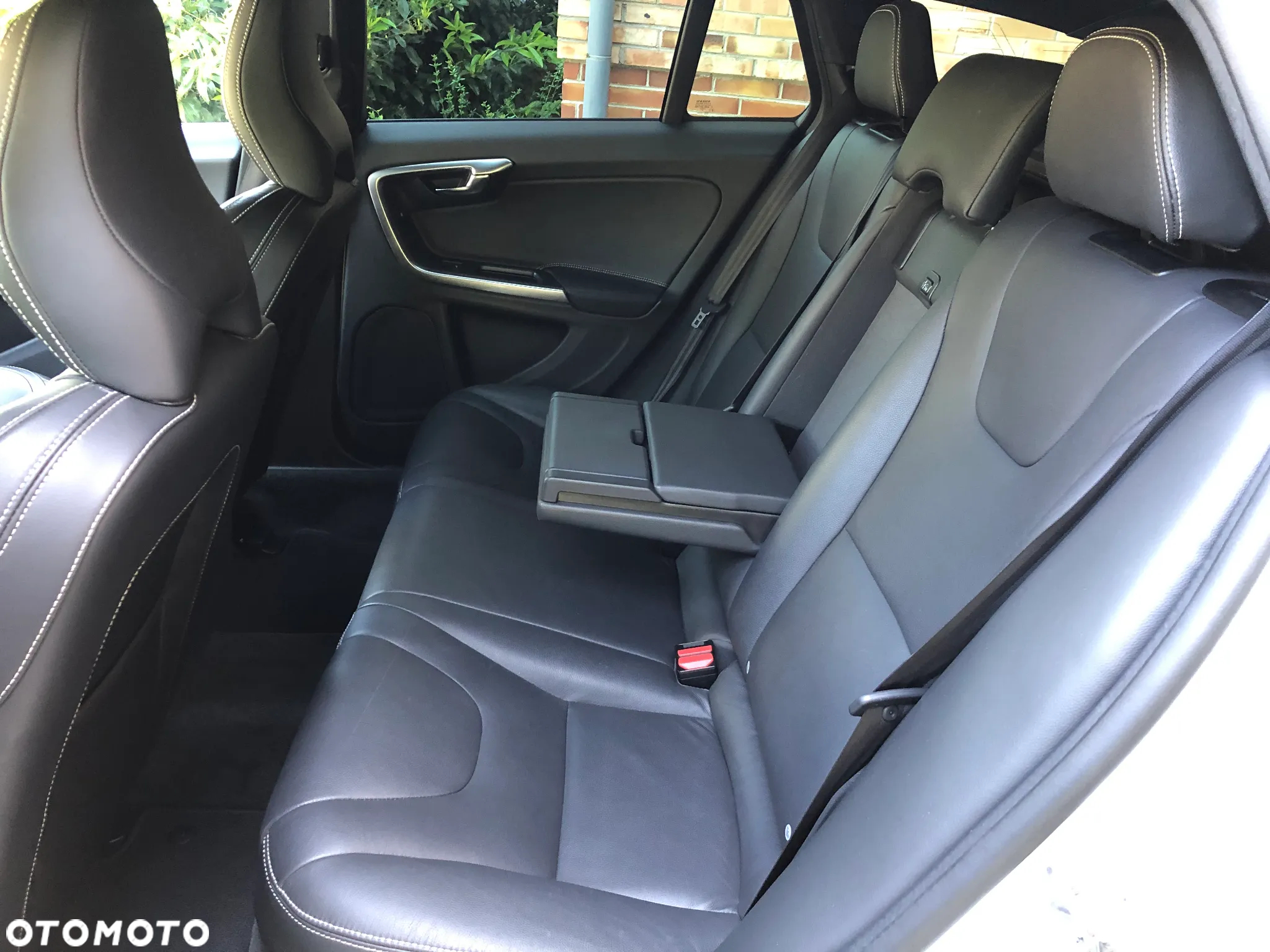 Volvo V60 D4 Drive-E Dynamic Edition (Momentum) - 21