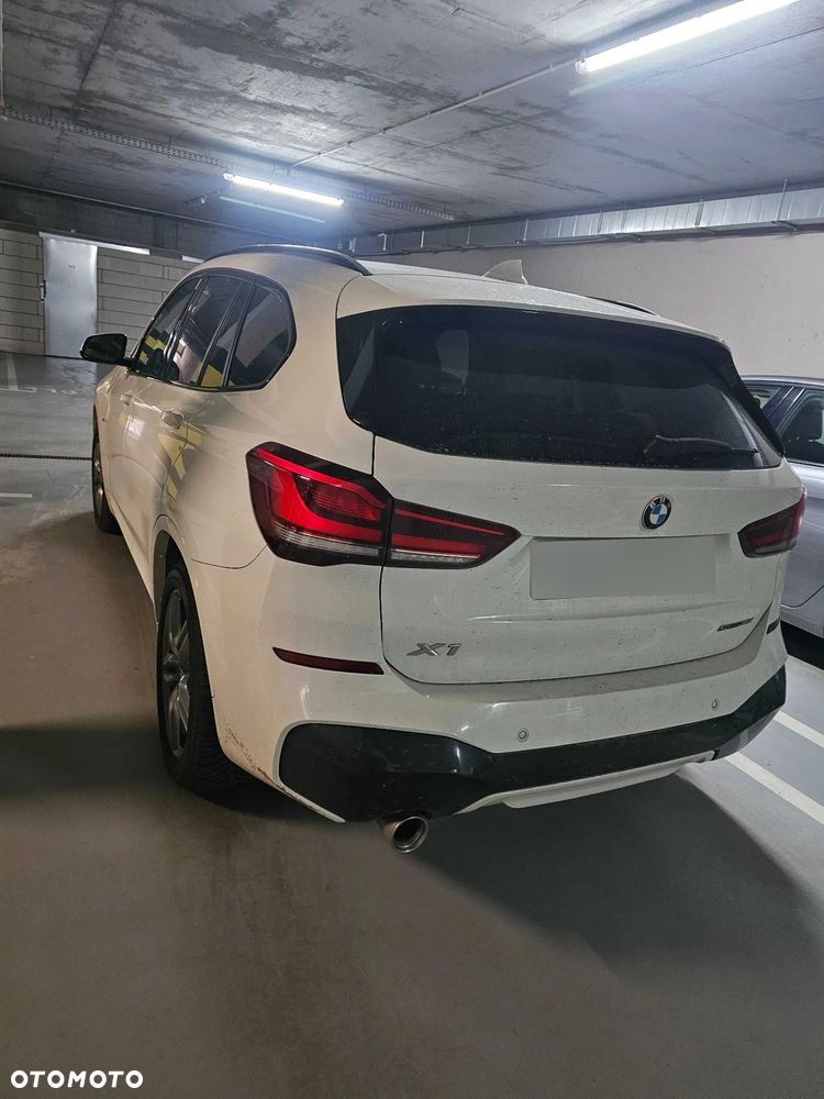 BMW X1 sDrive18i - 4