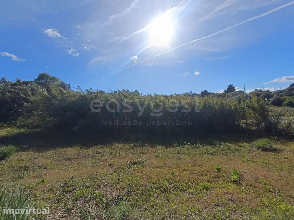 Lote de terreno urbano, localizado em Torres Novas. - Grande imagem: 4/11
