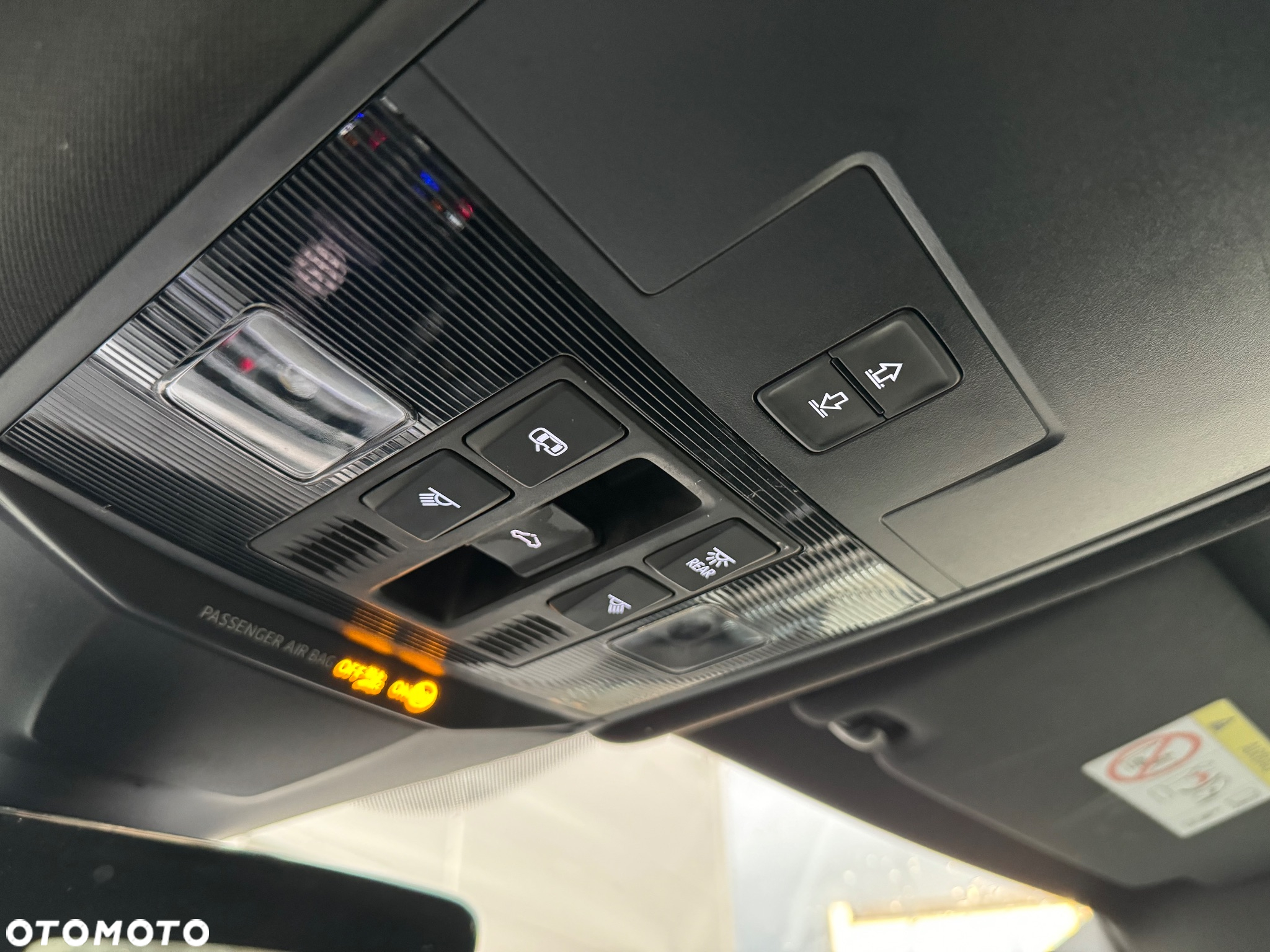 Volkswagen Arteon 2.0 TDI SCR R-Line DSG - 27
