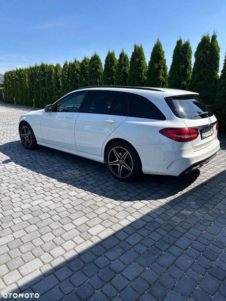 Mercedes-Benz C-Class 2018 photo 2