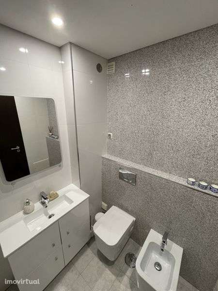 T3 em Vale Flores | 2º andar com elevador | Excelente estado - Grande imagem: 4/8