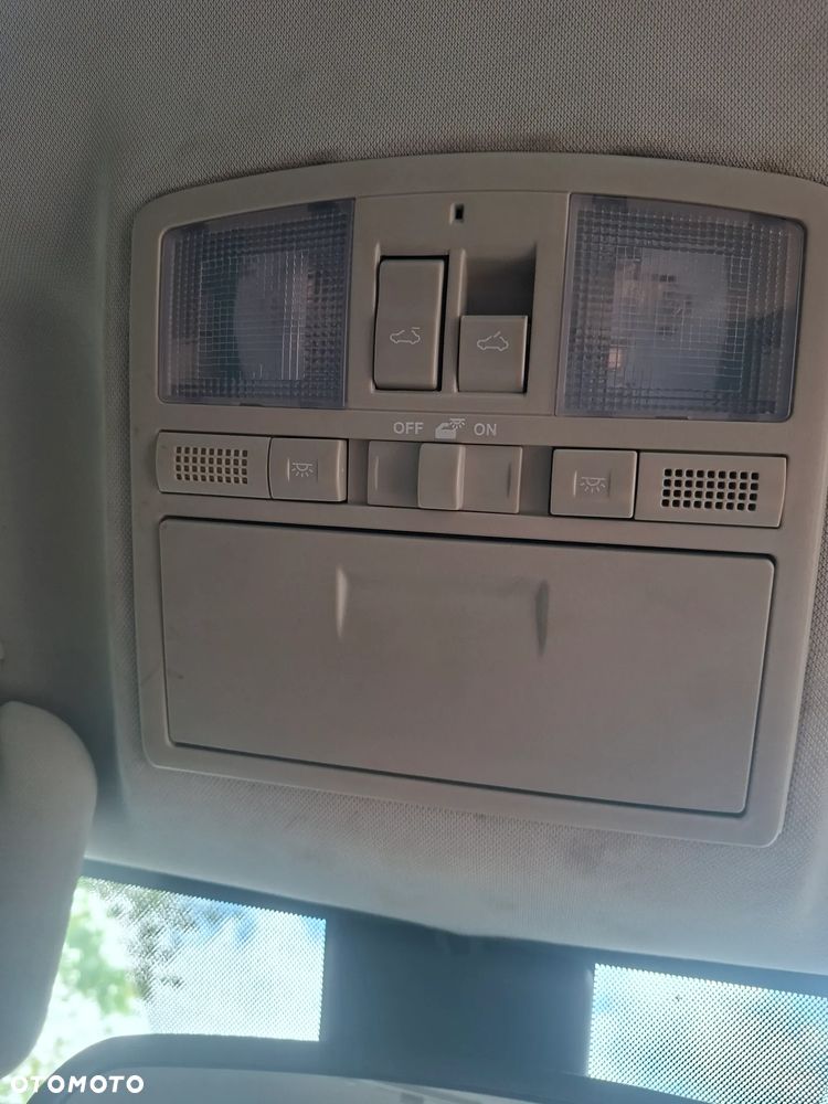 Lampka oświetlenia kabiny Mazda 6 GH 2007-2012