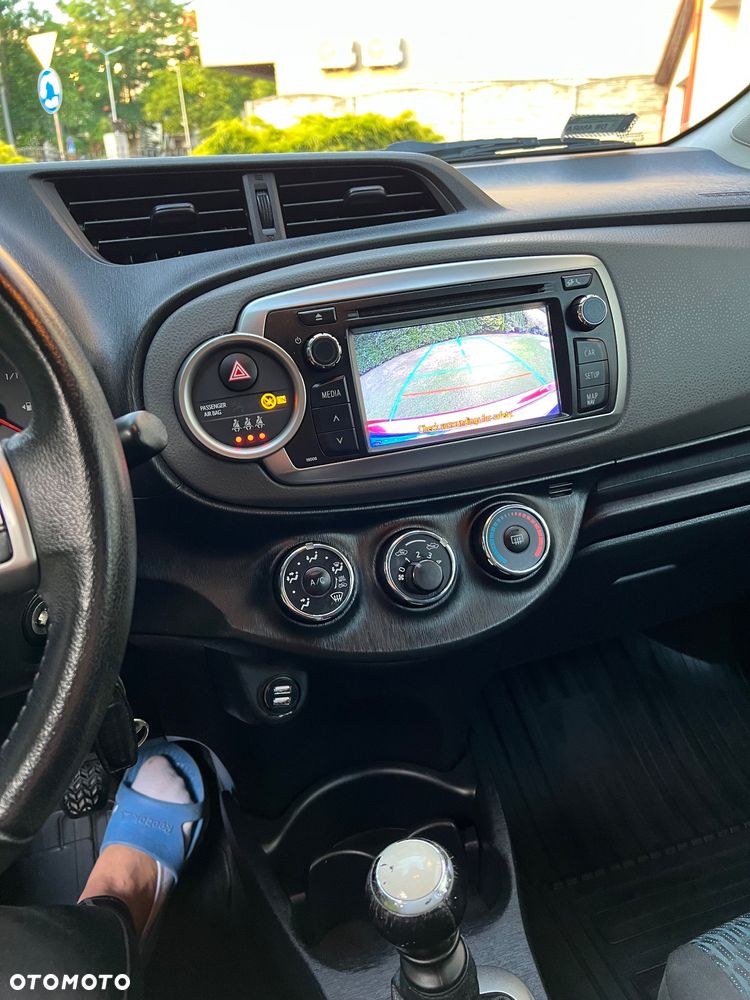 Toyota Yaris - 11