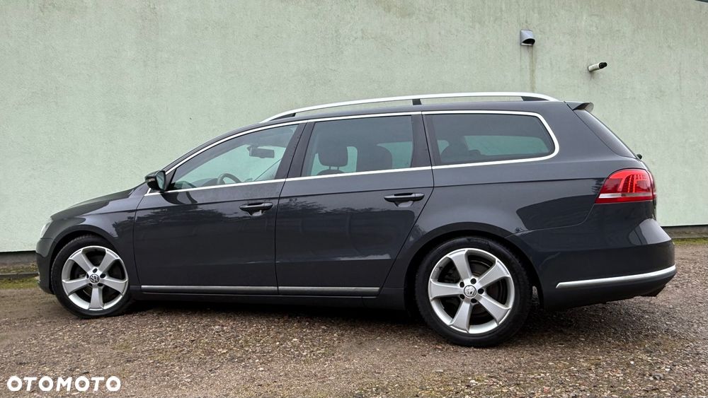 Volkswagen Passat 2.0 TDI BlueMotion Technology Exclusive - 10