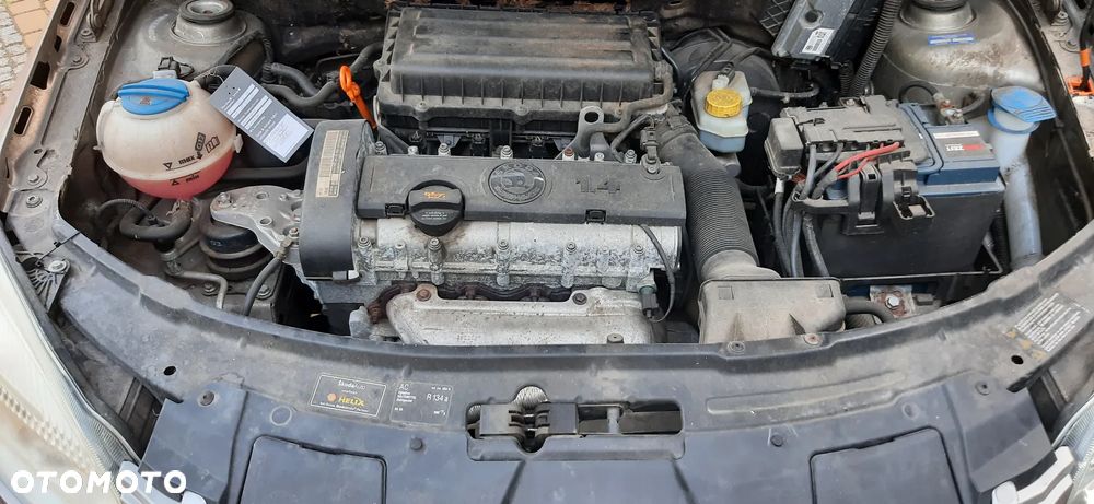 Skoda Fabia 1.4 16V Comfort - 8