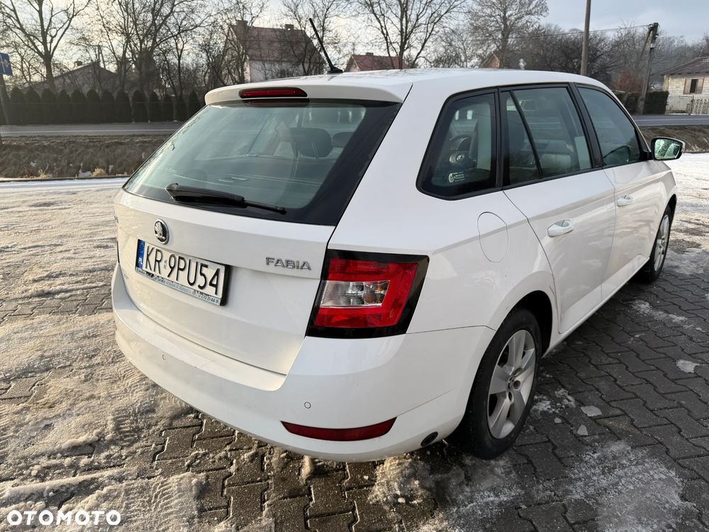 Skoda Fabia 1.0 Active - 4