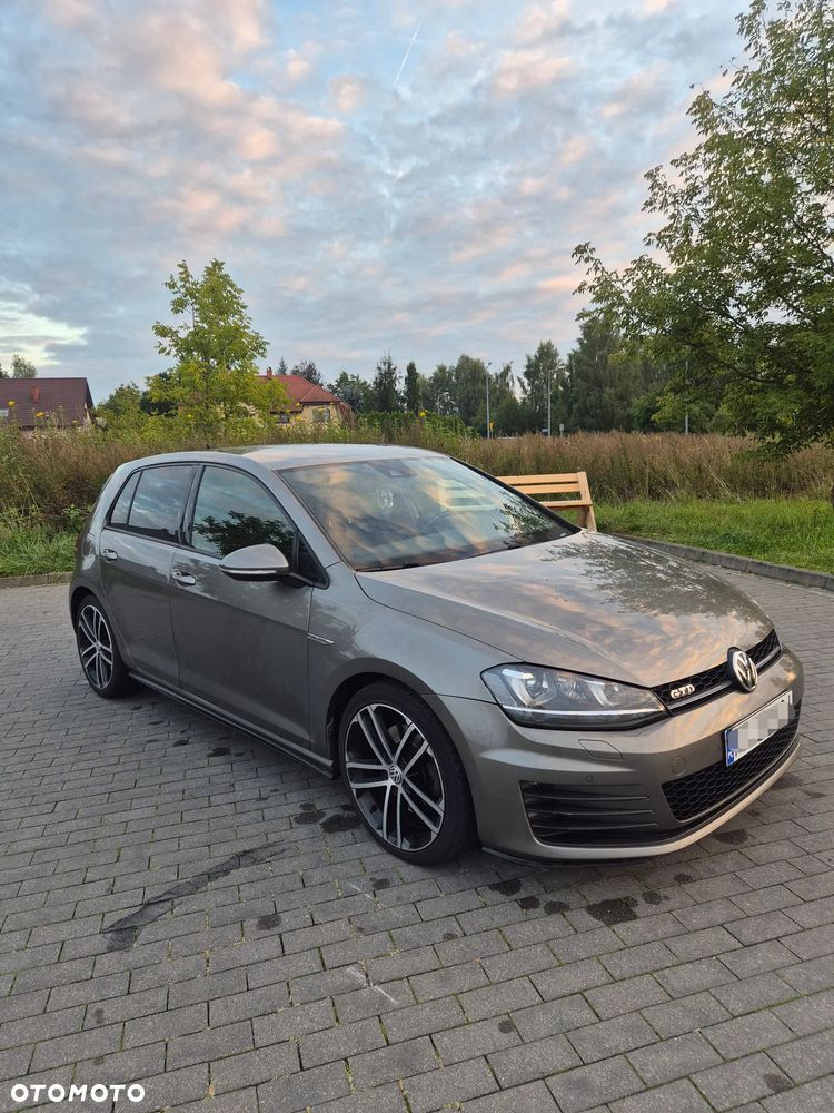 Volkswagen Golf 2.0 TDI BMT GTD - 7