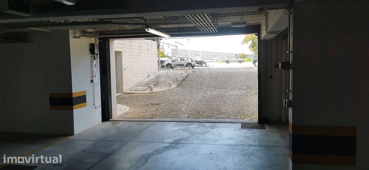 Garagem  para arrendamento - Grande imagem: 4/7