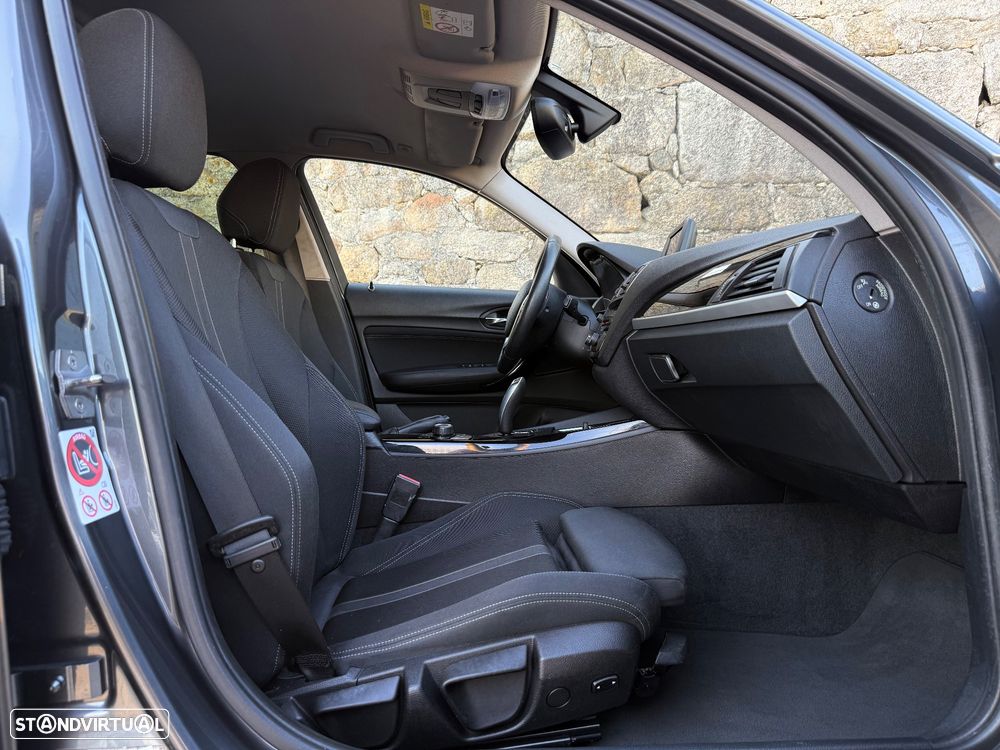 BMW 116 d Line Sport Auto - 24