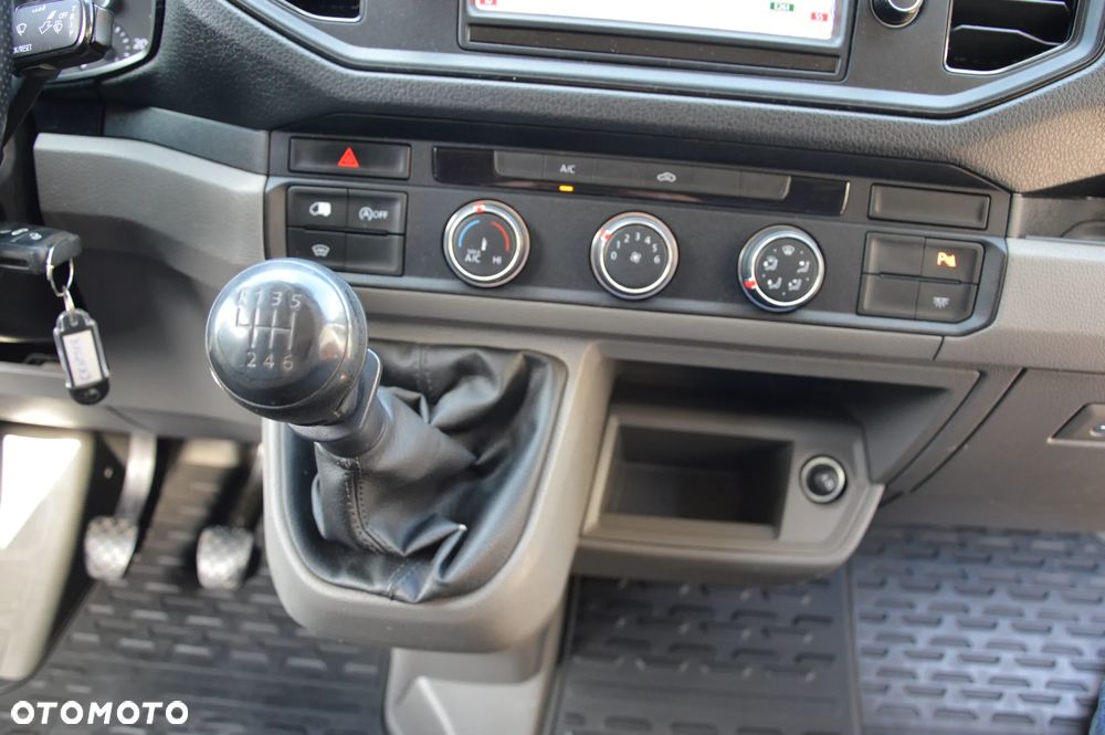 Volkswagen Crafter - 37