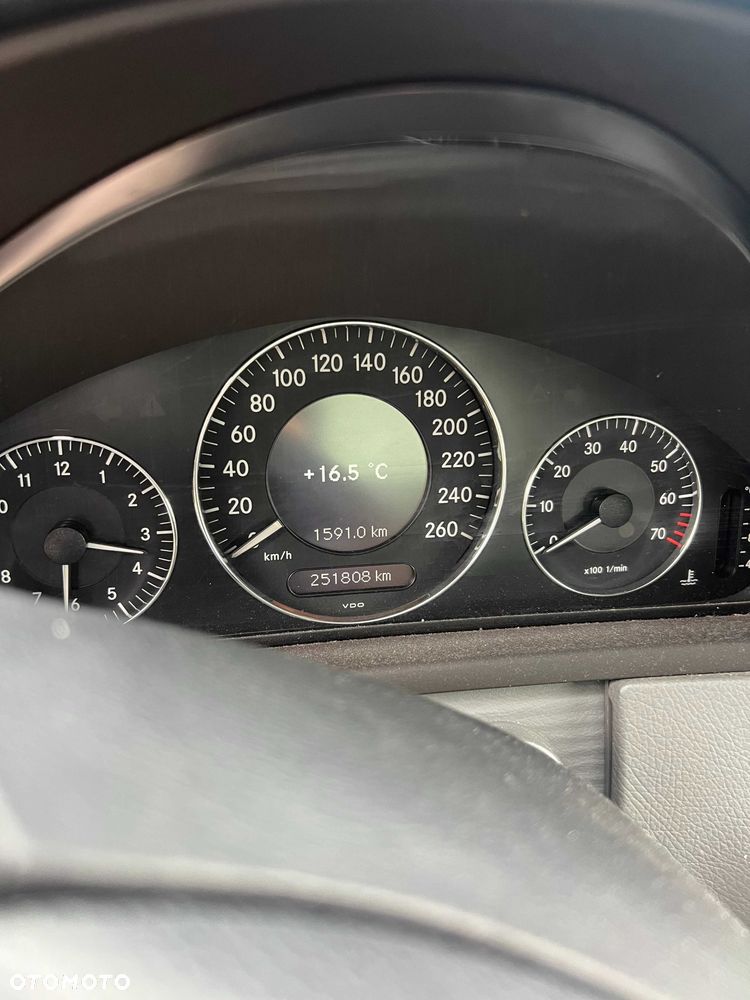 Mercedes-Benz CLK - 7
