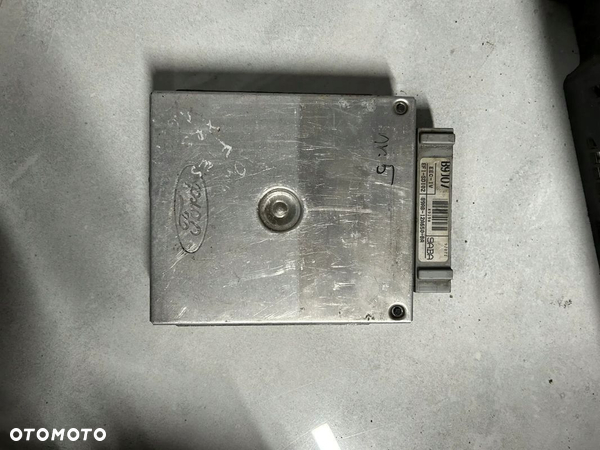 STEROWNIK SILNIKA FORD 89AB12A650BA
