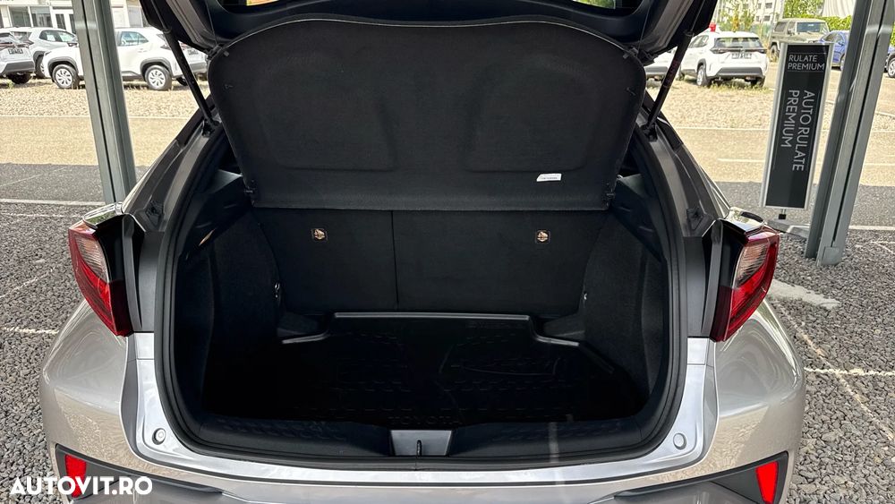 Toyota C-HR 1.8 HSD 122 CP 4x2 CVT Core - 10