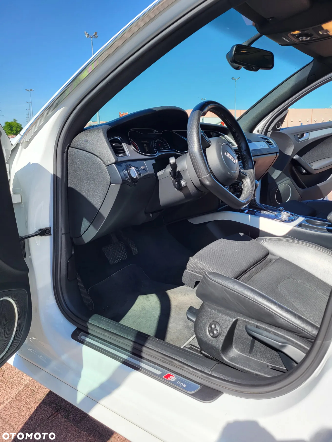 Audi A4 Avant 2.0 TDI DPF quattro S tronic S line Sportpaket - 12