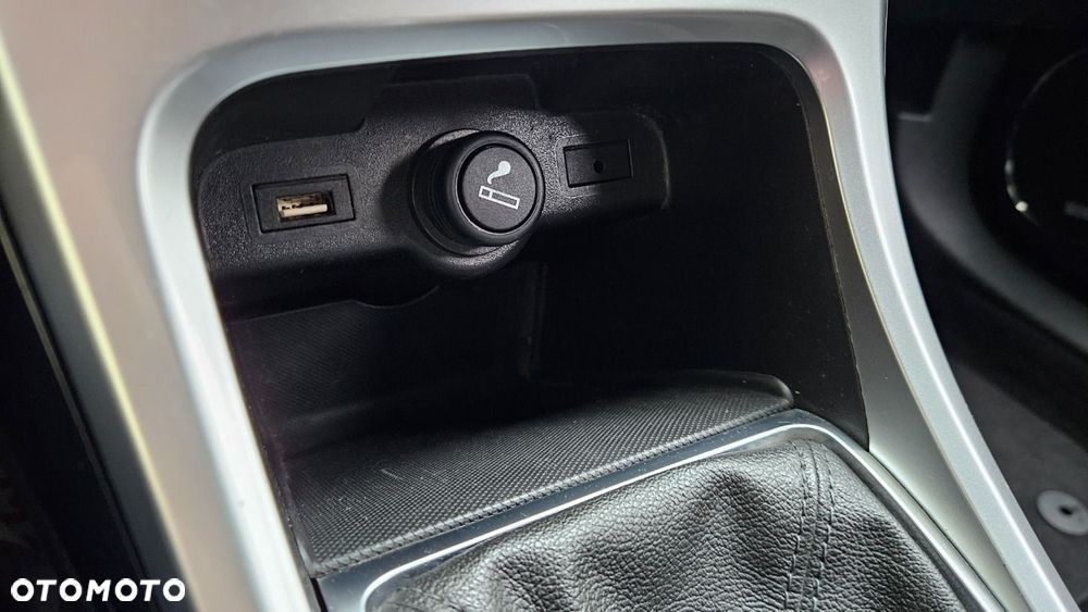 Opel Astra IV GTC 1.6 T SIDI Sport S&S - 35