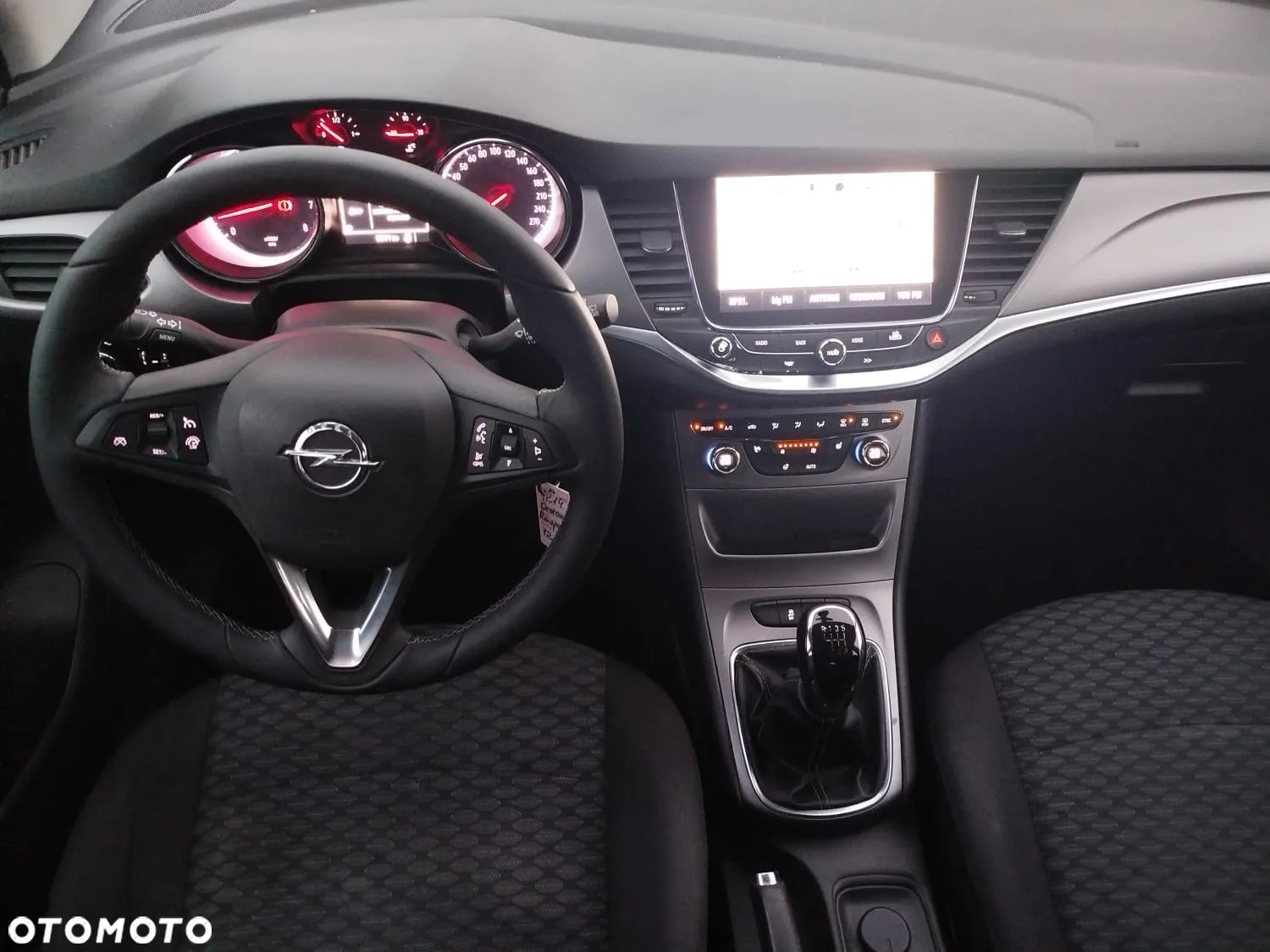 Opel Astra 1.4 Turbo Sports Tourer Dynamic - 17