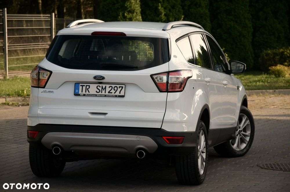 Ford Kuga - 11