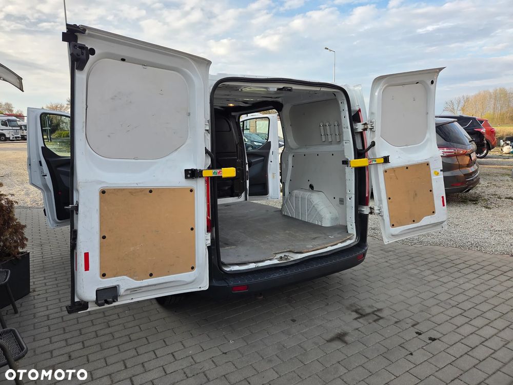 Ford Transit Custom - 14