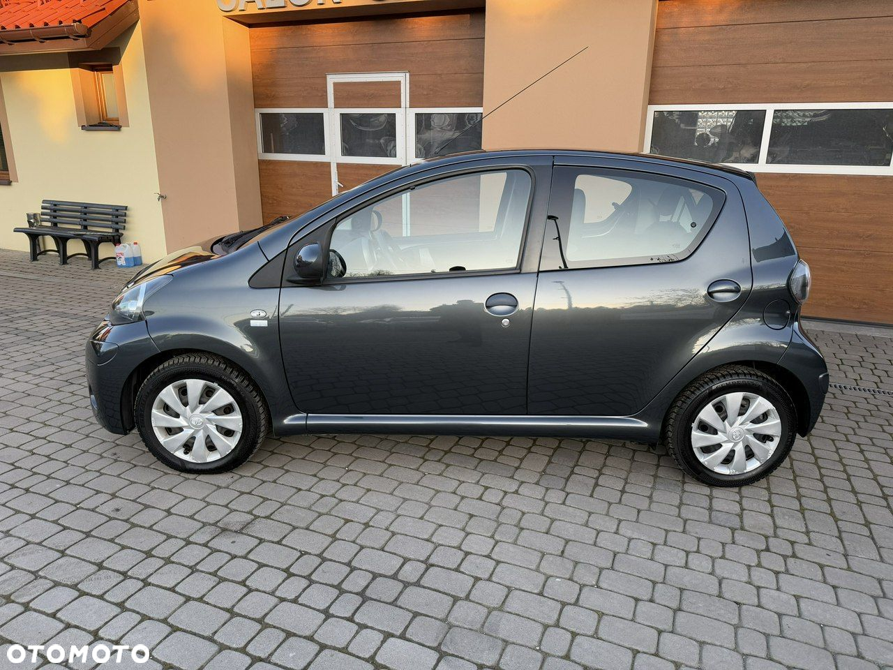 Toyota Aygo Cool - 8