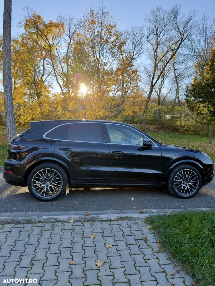 Porsche Cayenne Hybrid 3.0 L S E - 5
