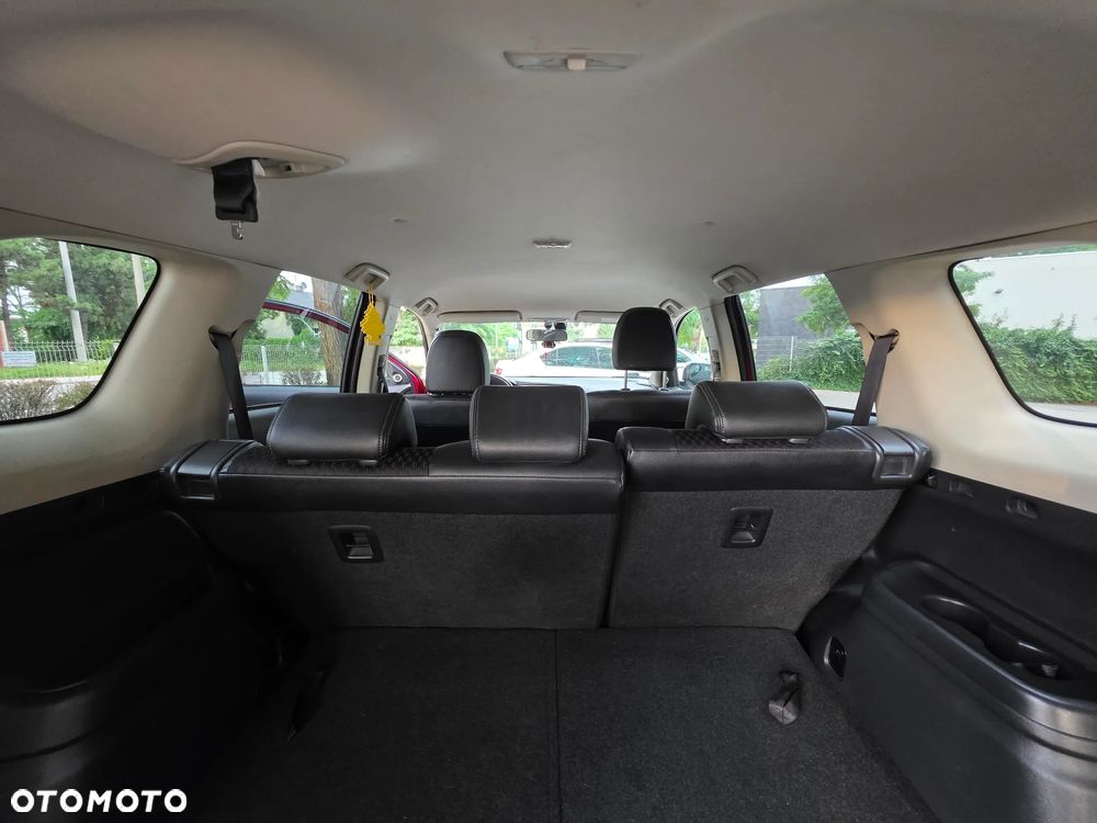 Mitsubishi Outlander 2.0 Intense + CVT - 17
