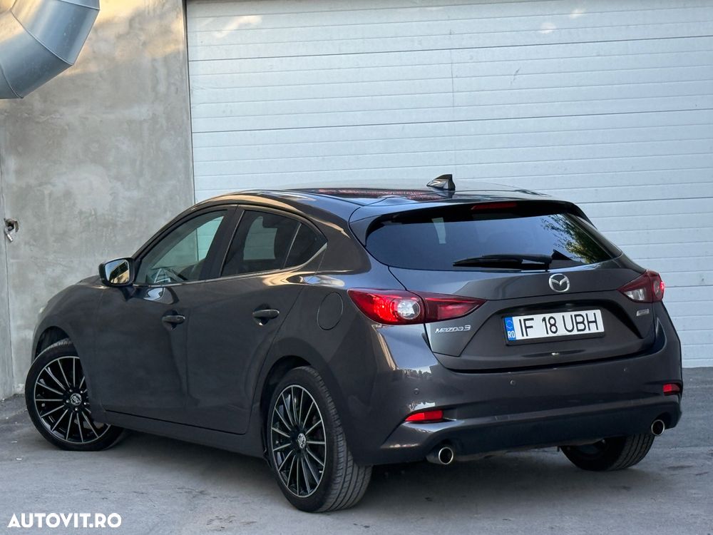 Mazda 3 - 3