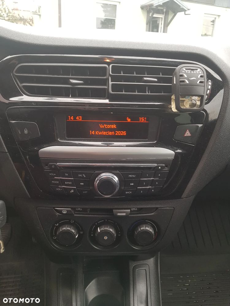 Peugeot 301 1.6 VTi Active - 17