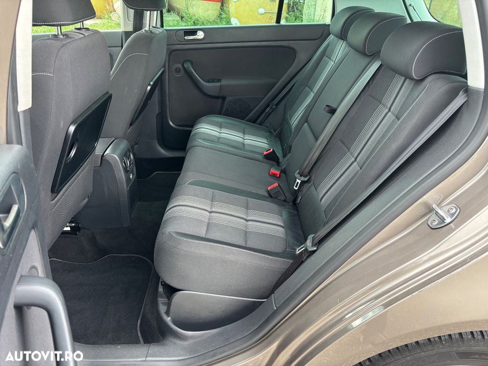 Volkswagen Golf Plus 1.2 TSI MATCH - 11
