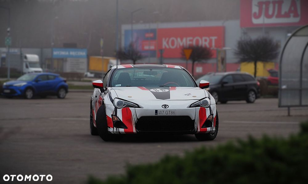 Toyota GT86 - 10