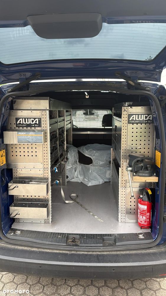 Volkswagen Caddy - 10