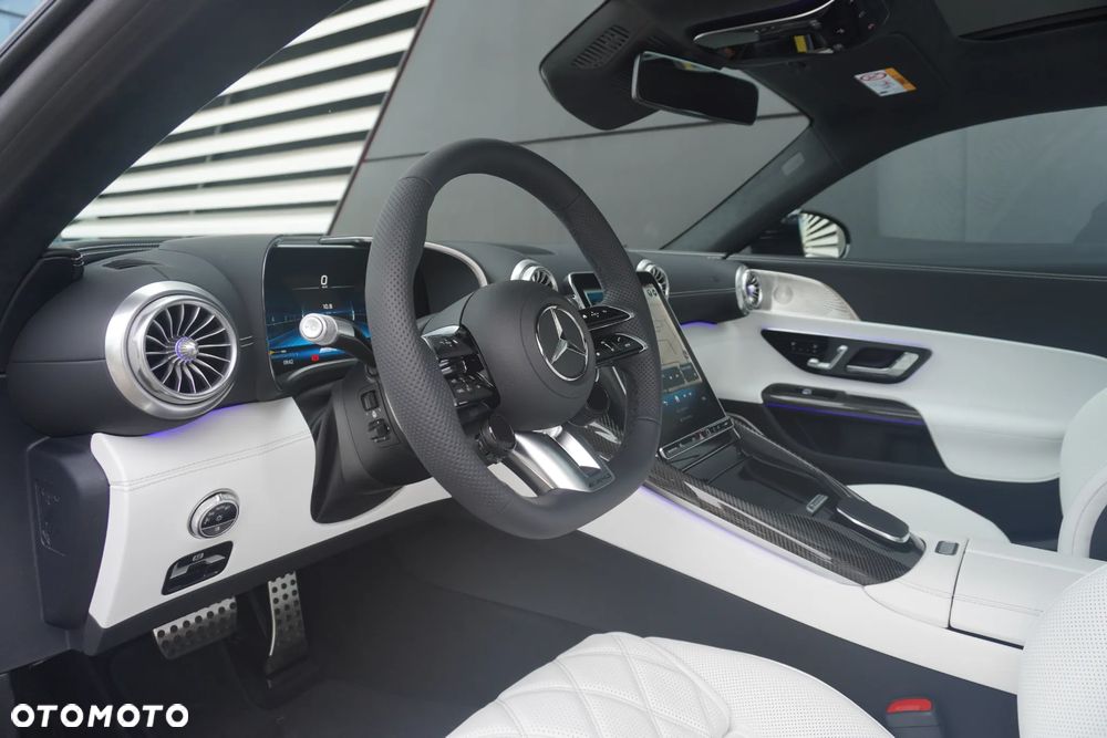 Mercedes-Benz AMG GT - 10