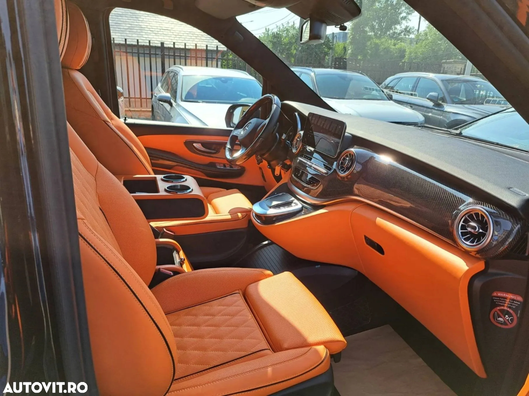 Mercedes-Benz V - 9