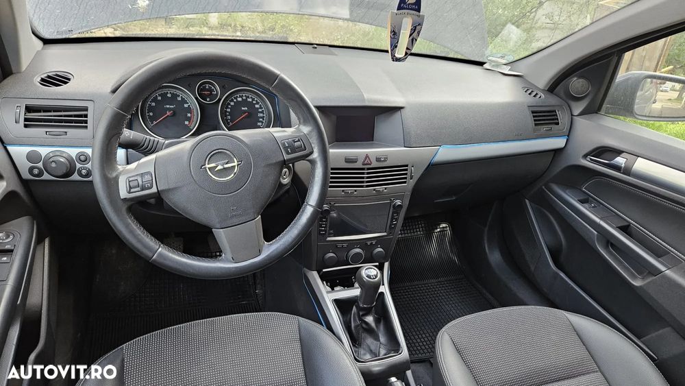 Opel Astra 1.6i Enjoy - 2