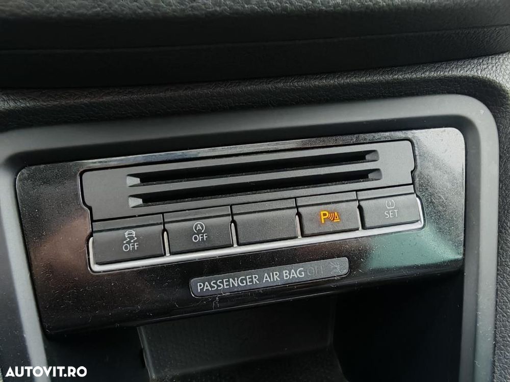 Volkswagen Sharan 2.0 TDI DPF Highline - 18