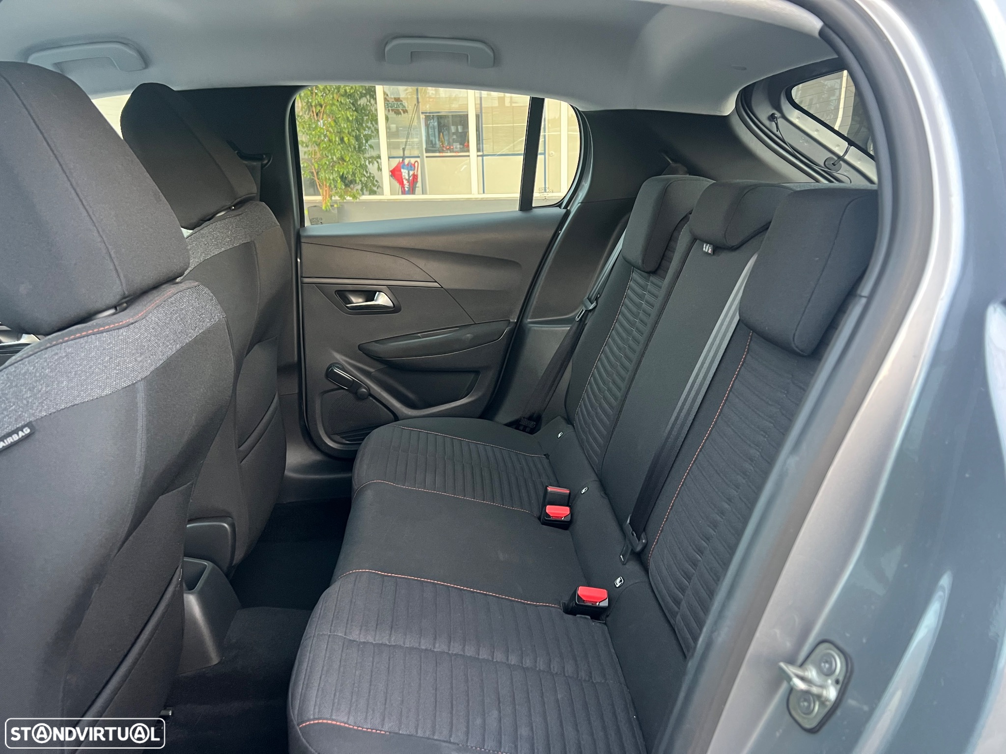 Peugeot 208 1.2 PureTech Active Pack - 14