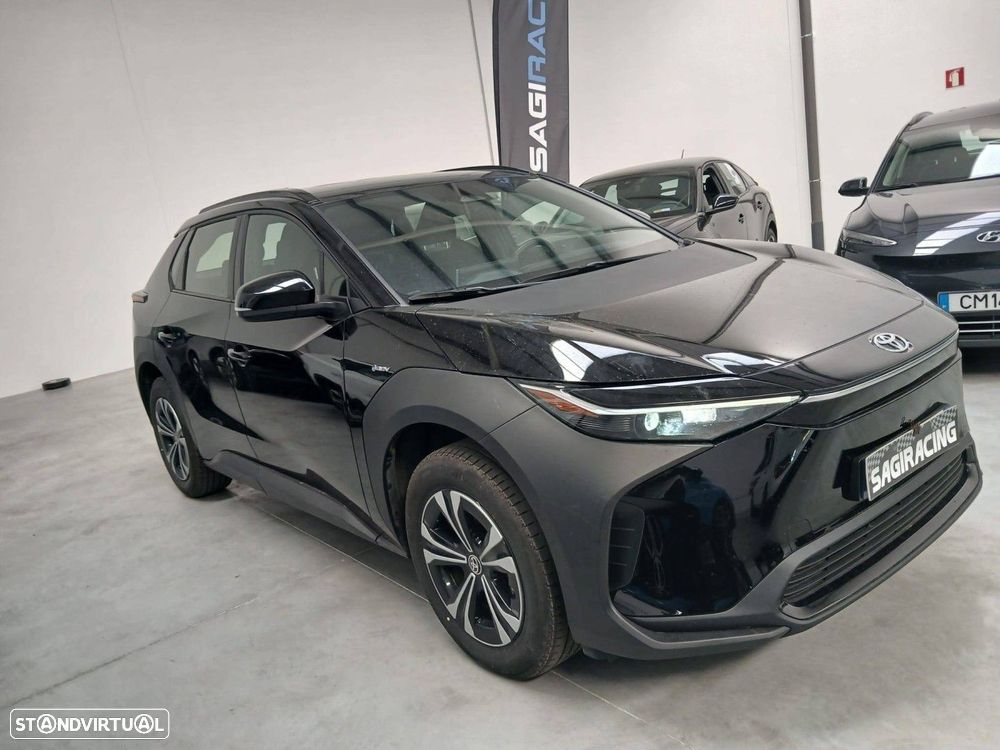 Toyota bZ4X 71,4 kWh Exclusive - 4