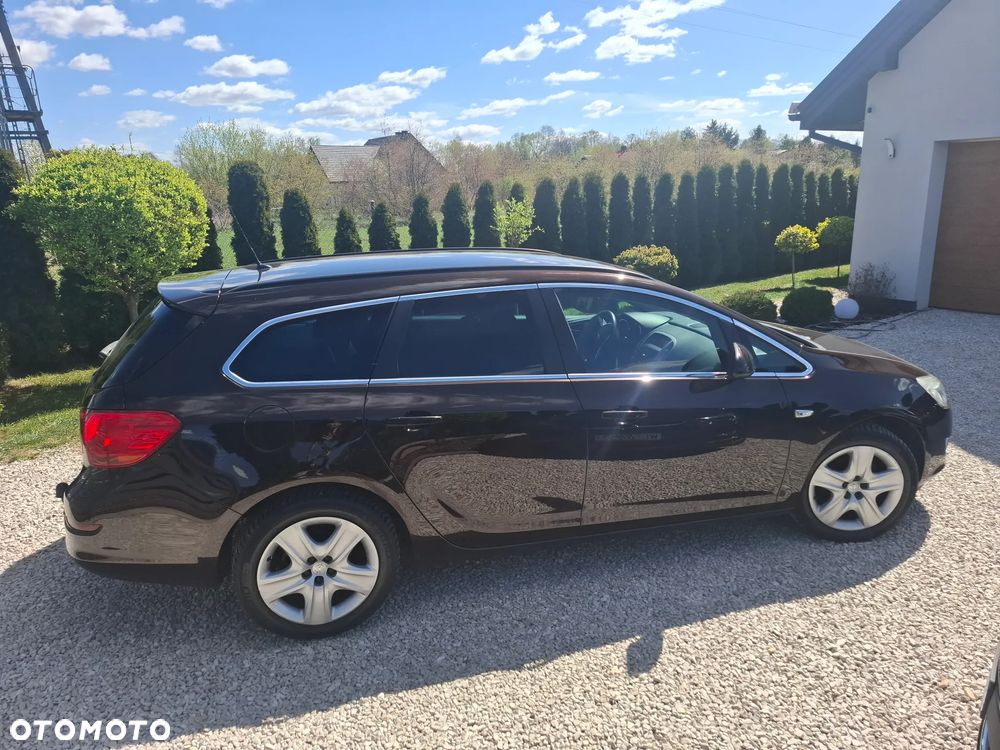 Opel Astra 1.6 Exklusiv - 17