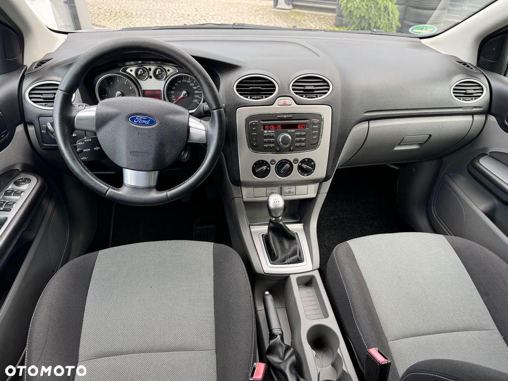 Ford Focus - 20