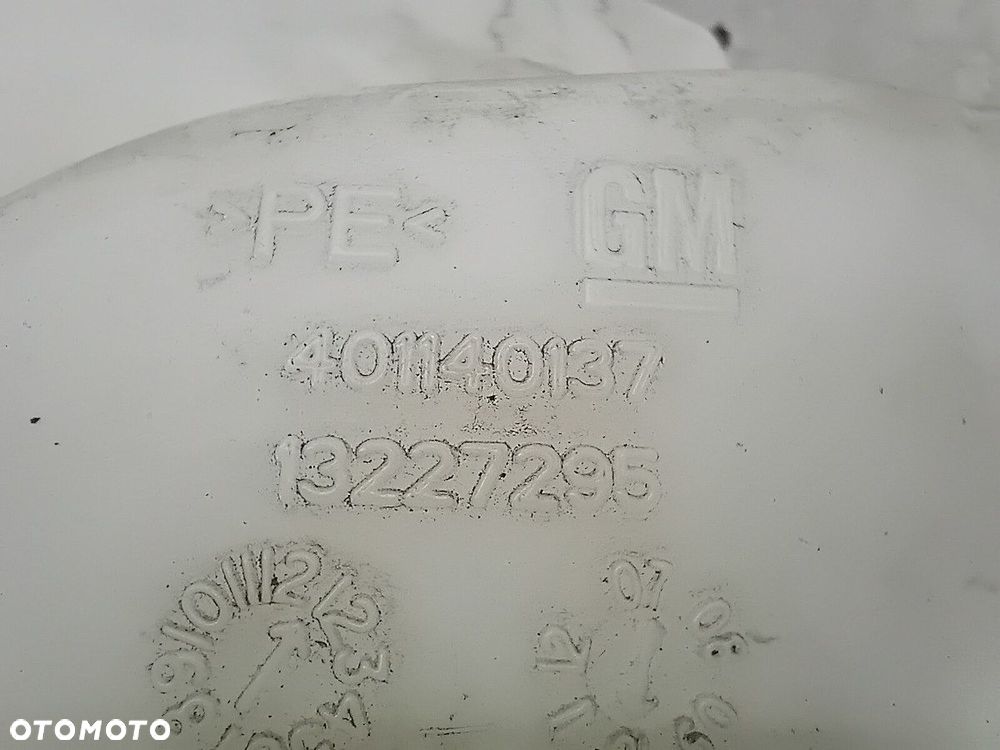 ZBIORNIK SPRYSKIWACZY OPEL INSIGNIA A 13227295 401140137 GM 2.0 CDTI - 2