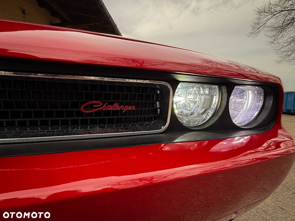 Dodge Challenger - 5