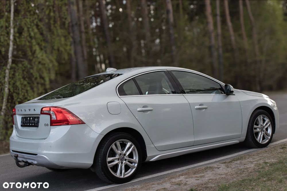 Volvo S60 D3 Momentum - 14