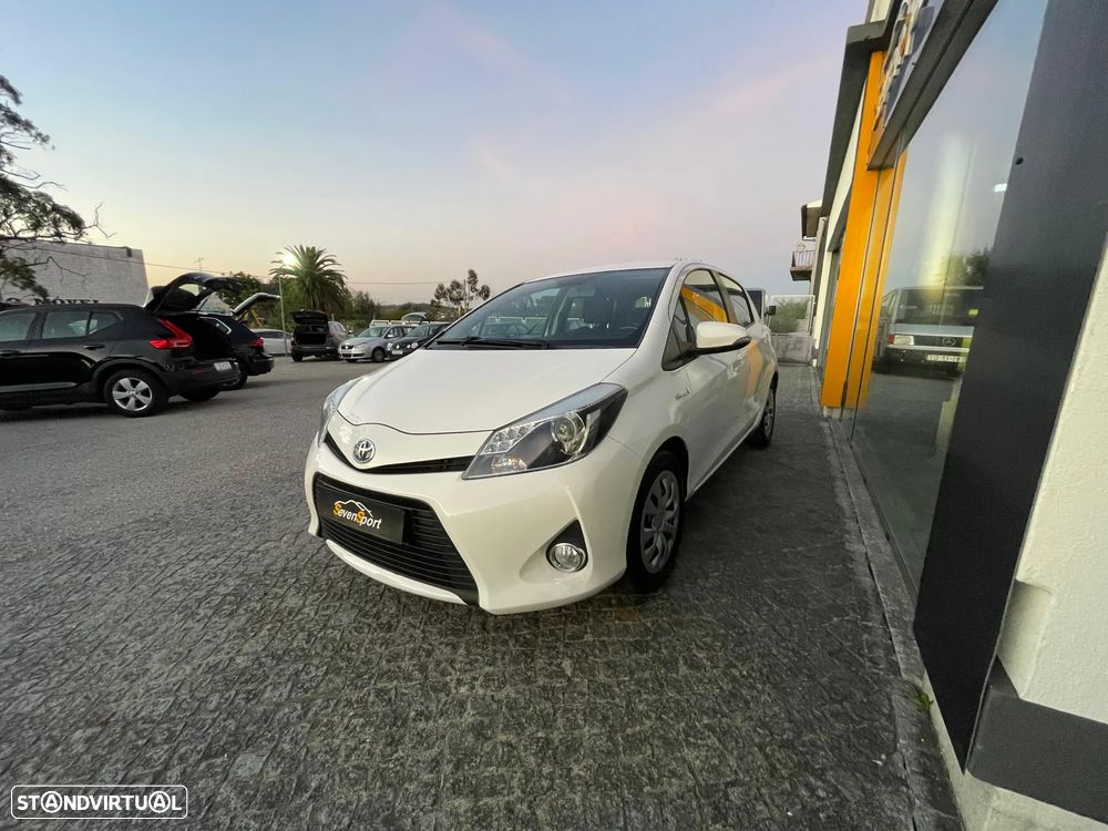 Toyota Yaris 1.5 HSD Active - 4