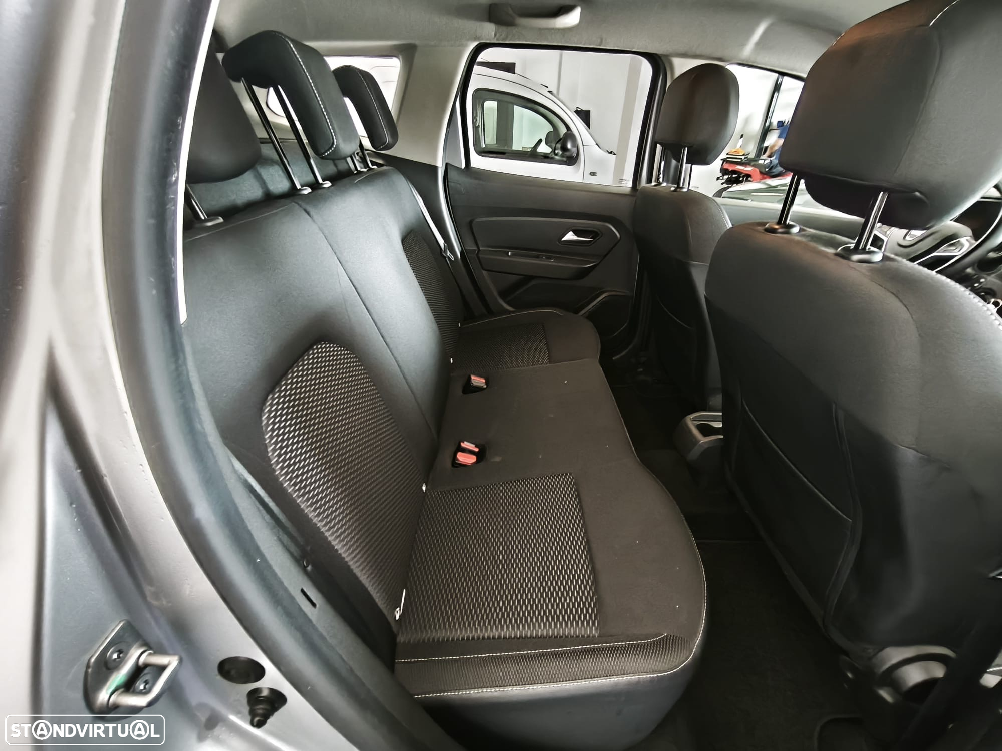 Dacia Duster 1.5 Blue dCi Prestige - 6