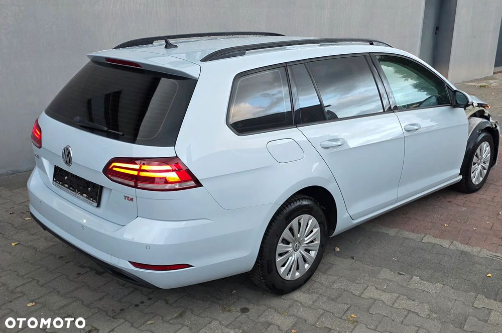 Volkswagen Golf 1.6 TDI (BlueMotion Technology) Trendline - 3