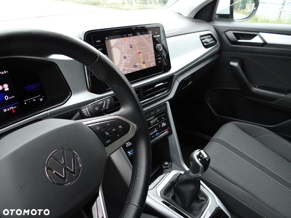 Volkswagen T-Roc - 14